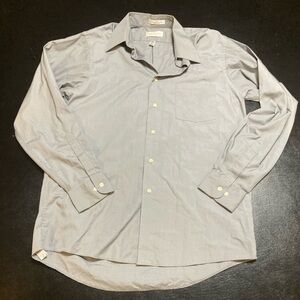 Van Heusen Men's Light Gray Casual Button Down Shirt